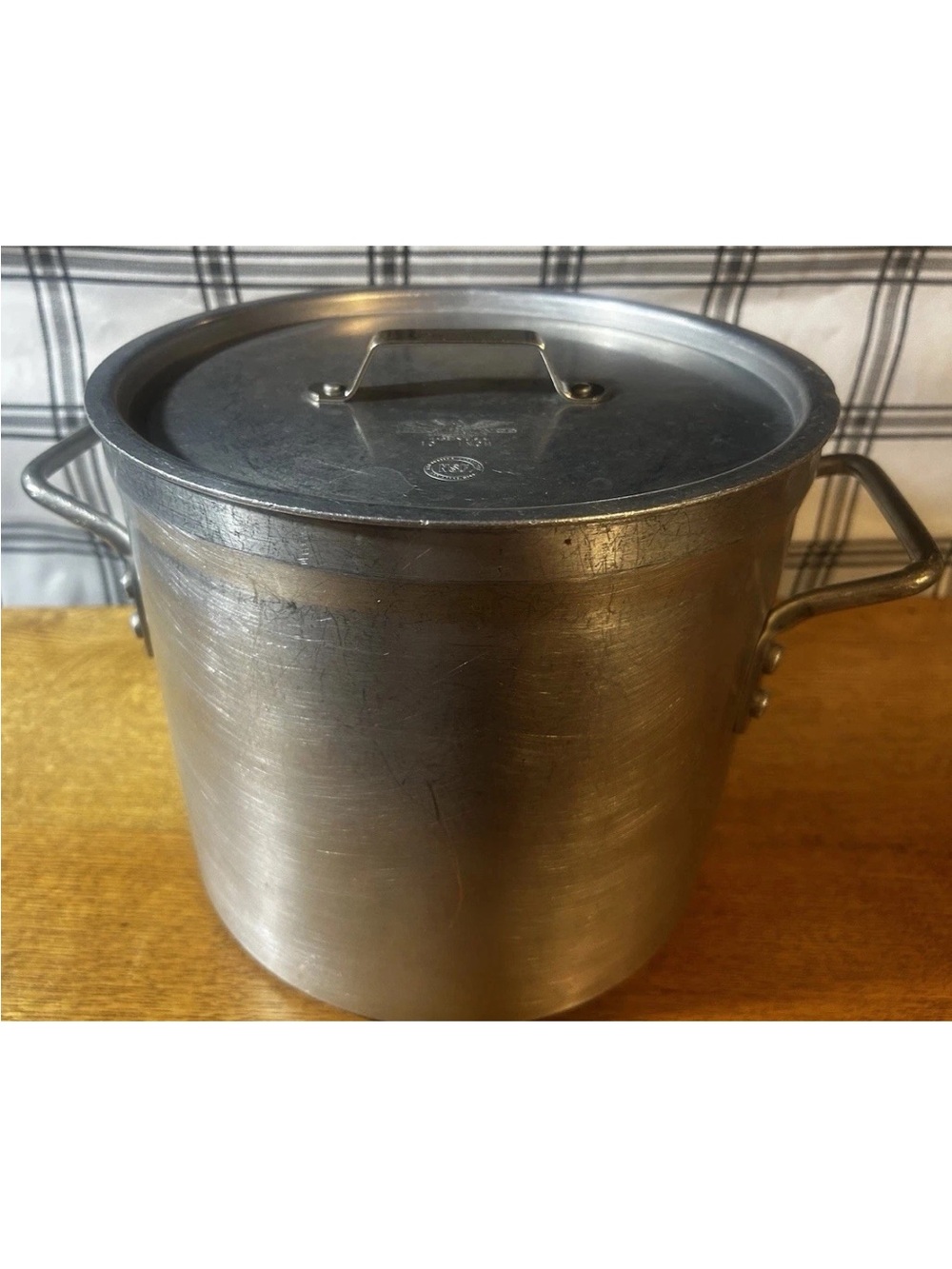 Eagleware Vintage Heavy-Duty Aluminum Stock Pot with Lid - Silver